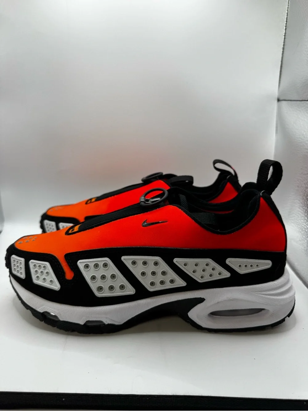 Nike women Air Max Slip-On Runner - Red/Black/White